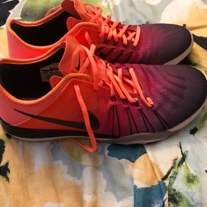 Nike shoes brand new never used but no tags